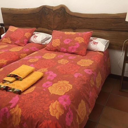 Casa Rural La Cuadraa Linares de Riofrío Extérieur photo