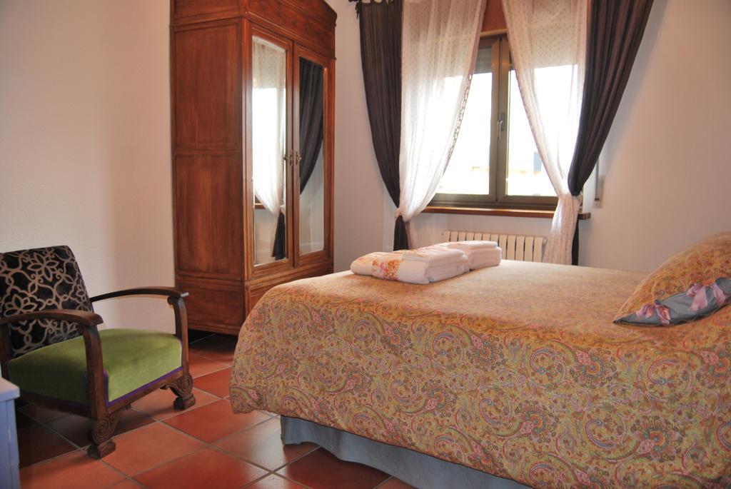 Casa Rural La Cuadraa Linares de Riofrío Extérieur photo