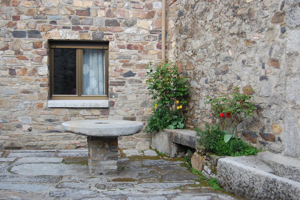 Casa Rural La Cuadraa Linares de Riofrío Extérieur photo