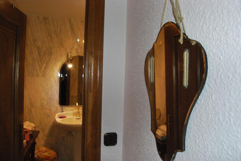 Casa Rural La Cuadraa Linares de Riofrío Extérieur photo