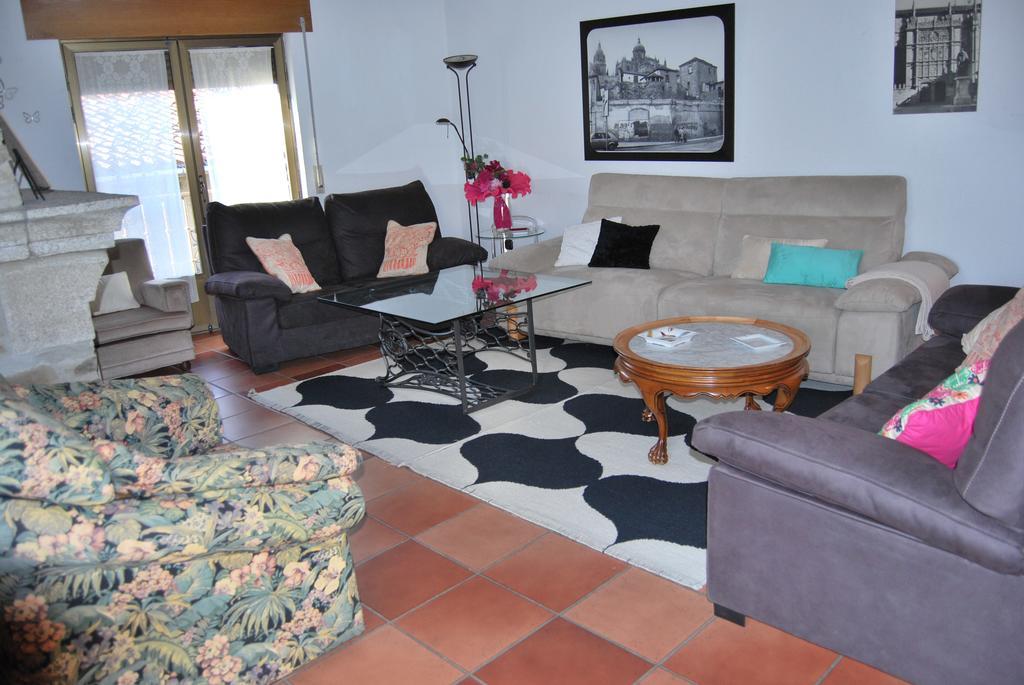 Casa Rural La Cuadraa Linares de Riofrío Extérieur photo