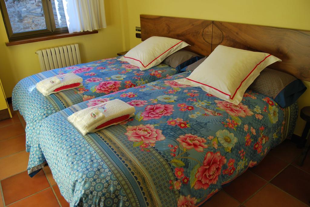 Casa Rural La Cuadraa Linares de Riofrío Extérieur photo